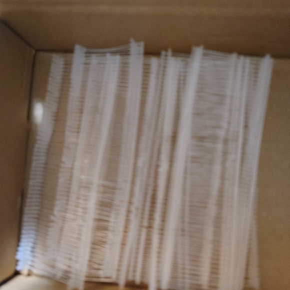 NEW - Teal Tagging Gun with 1000, Tags 6 Different Needle Sizes - Picture 5 of 5